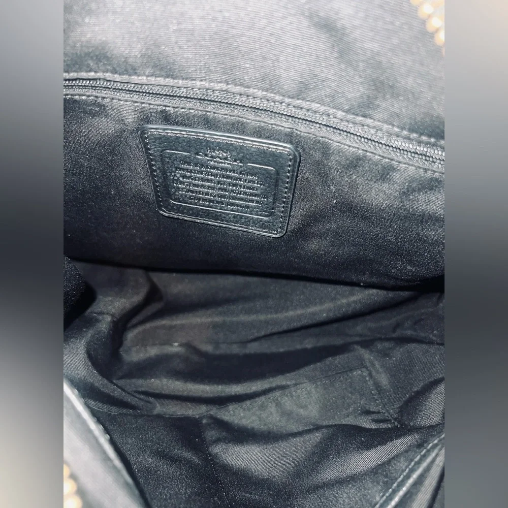 Coach Harley Hobo bag, black pebbled leather EUC - Picture 6 of 7